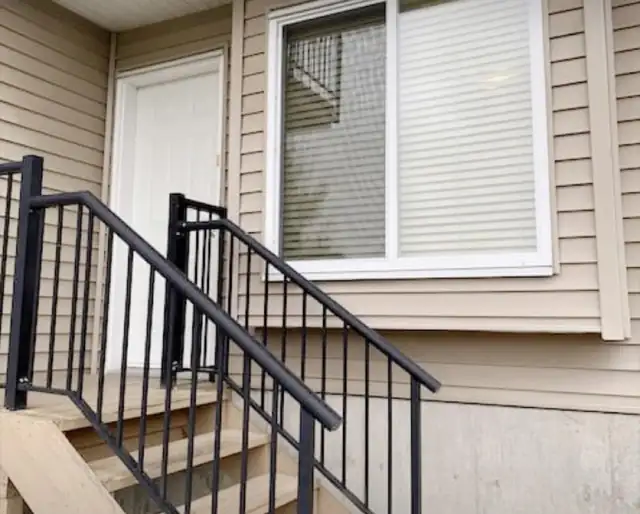 Bright Cozy 2 Bedroom Suite, Independent Entry, Good Location in Long Term Rentals in Burnaby/New Westminster - Image 2