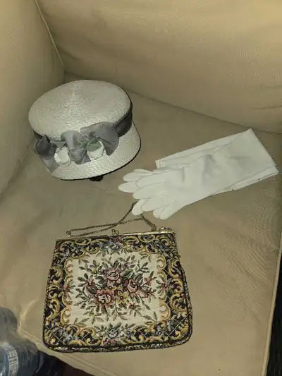 Ladies Vintage Set, View more