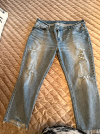 Old navy boyfriend jeans - distressed style 