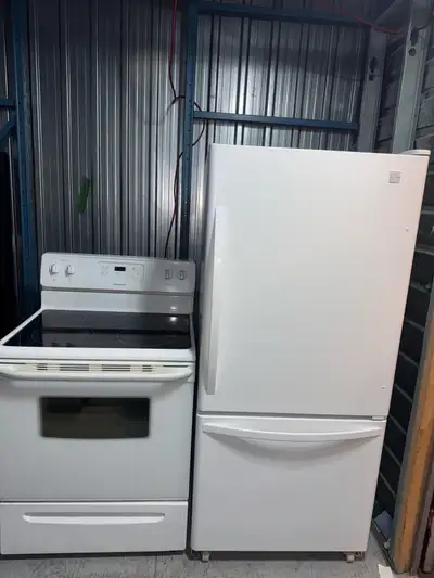 Frigo cuisinière 600$ livraison installation disponible, View more