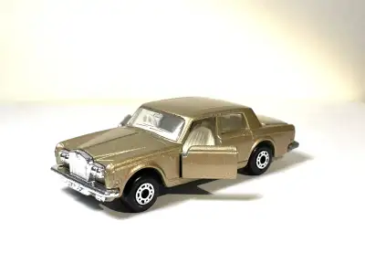 Vintage 1979 Matchbox Superfast Rolls Royce Silver Shadow Gold, View more