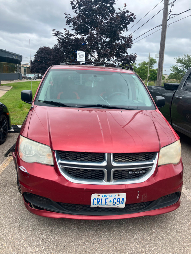 2011 Dodge Grand Caravan in Cars & Trucks in City of Toronto - Image 2