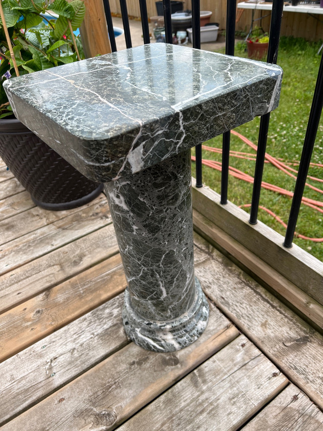 Marble pedestal stand 3pcs comes apart solid marble 23x12x12 inc in Outdoor Décor in St. Catharines - Image 3