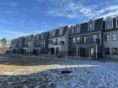 Hello:) I’m looking for my 3rd roommate to join us in our spacious 3-bedroom, 2.5-bathroom 3-story t...