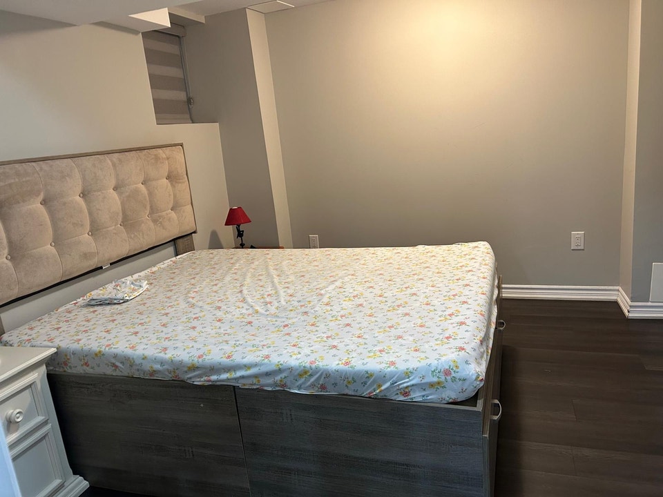 Two large bedroom basement for rent 3
