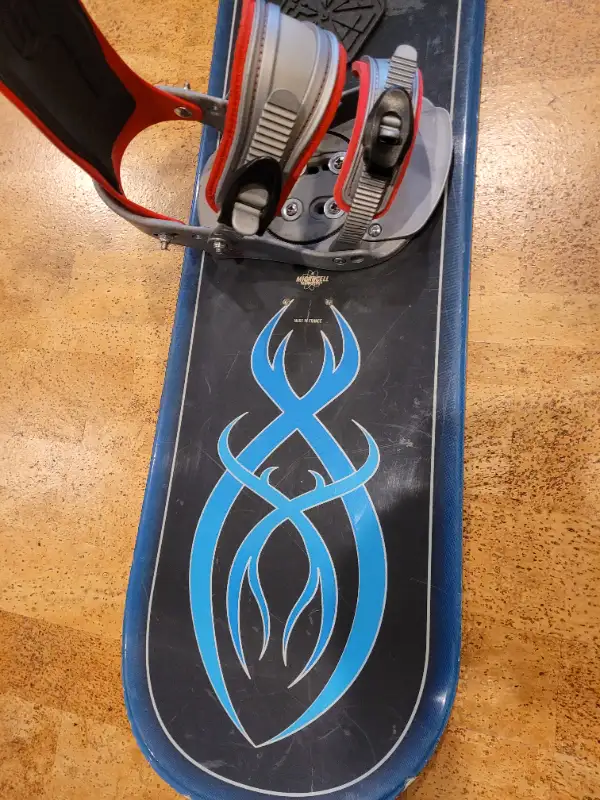 Rossignol Strato Wide 159 Snowboard with Bindings (L size in Snowboard in Calgary - Image 5