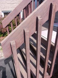 Lot de 60 barreaux en bois de 42 po.pour rampe,escalier,piquets