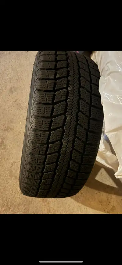 NITTO - WINTER SN3 Size: 225/45R 18 95V Category: winter One season used, came from BMW 440i Price n...