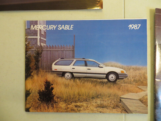 1987 - 1989 FORD  LINCOLN  MERCURY SHOWROOM  BOOKS in Other in Belleville - Image 3
