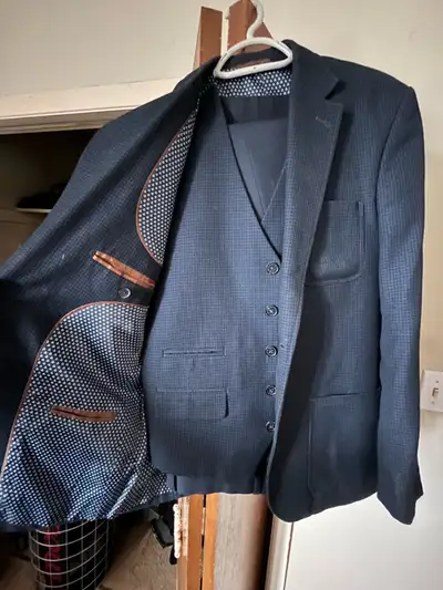 Kenneth Cole Unlisted 3 Piece Suit, View more