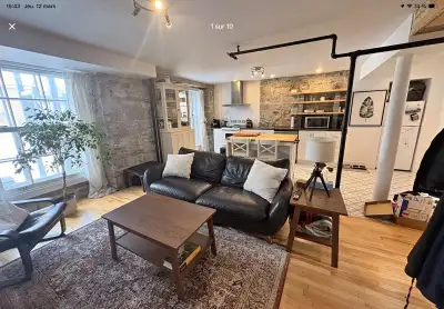 Appartement a louer au cœur du Vieux-Québec. À deux pas du Château Frontenac et des Plaines d'Abraha...