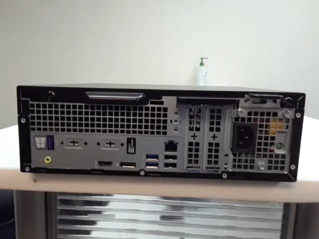Dell Optiplex 3070 SFF Intel Core i5-8Th Gen in Desktop Computers in City of Toronto - Image 4