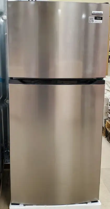 Frigidaire 28" 14 cu. ft. Top Freezer Refrigerator - Steel in Refrigerators in Bedford - Image 2