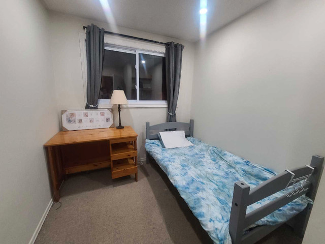 Hamilton Bedrooms for rent (Limeridge west Area) in Room Rentals & Roommates in Hamilton - Image 3