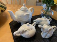 ELEPHANT FAMILY TEA SET