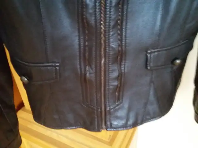 AUBAINE!!! Manteau de printemps en CUIR brun pour femmes (Large) in Women's - Tops & Outerwear in Sherbrooke - Image 5