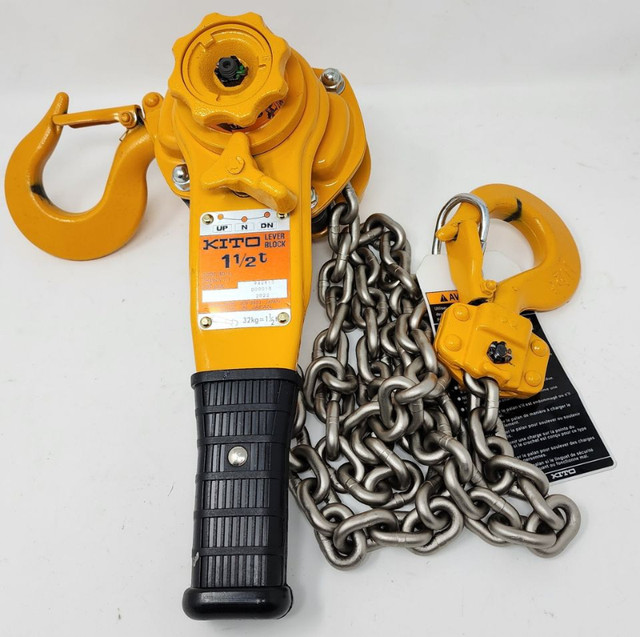 Kito Lever Chain Hoist Cap. 1 1/2 T in Other Business & Industrial in Barrie