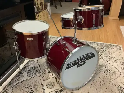 PRICE DROP REMO JUNIOR PRO  PTS DRUMSET, A VERY RARE FIND., View more