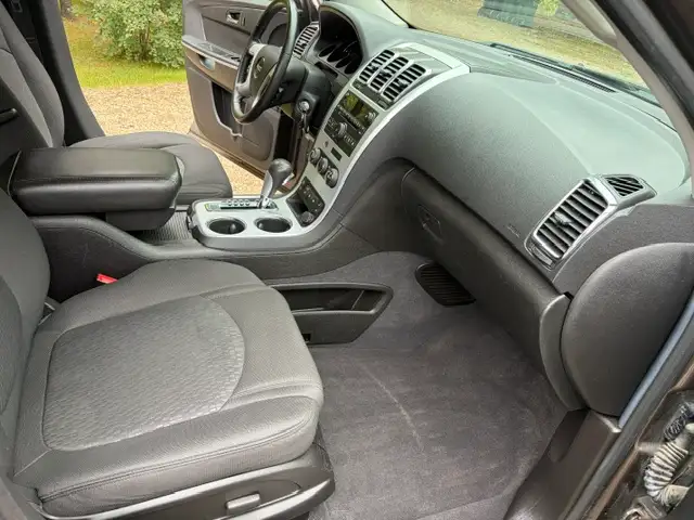 2011 GMC Acadia SLE558375926414725124