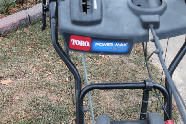 SNOW BLOWER FOR SALE in Snowblowers in Edmonton - Image 3