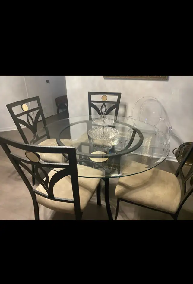Dining Table63735876962691120