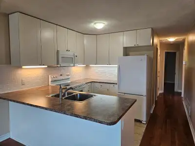 All Inclusive 3-Bedroom 1-Bathroom Legal Apt with Garage