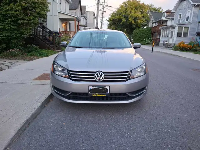 Volkswagen Passat 2.5 Clean Title.
