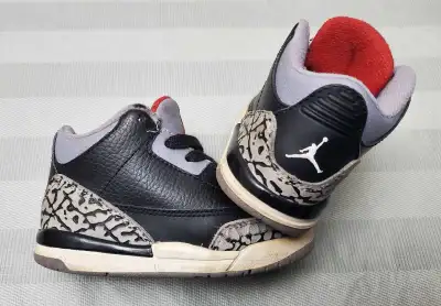 toddler air jordan cement 3 sz 6C, View more