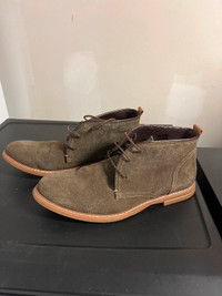 Men’s B2 brown  suede boots