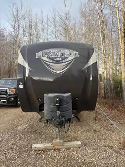 282 RKS Forest River Hemisphere lite is 35' long and can sleep 4-6 people comfortably. Great for a c...