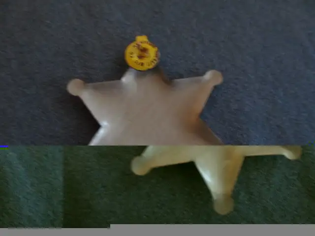 2 VINTAGE FRONTIER TOWN SHERIFF BADGES-1950'S-NEW YORK-CLEAN! in Arts & Collectibles in Laval / North Shore - Image 4