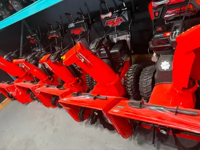 MEILLEUR PRIX GARANTI / SOUFFLEUSE À NEIGE ARIENS NEUVES, View more