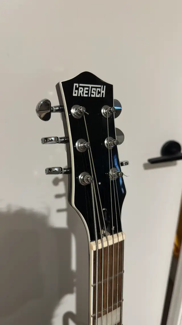 Gretsch 5260 Baritone in Guitars in City of Toronto - Image 4