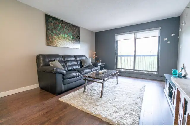 Downtown Condo in Long Term Rentals in Saskatoon - Image 3