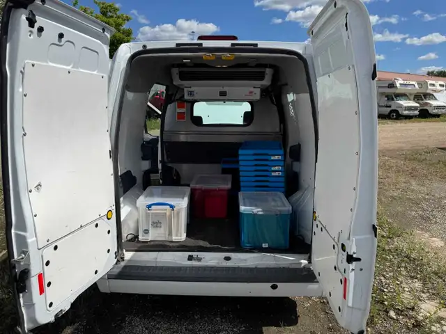 Reefer 2010 Ford Van498589262352240648