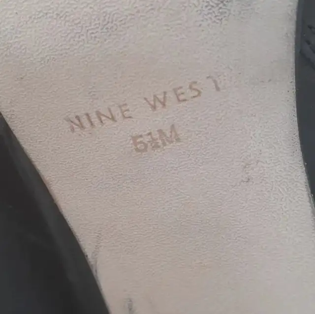 Sexy Nine West Knee High Black Leather Heeled Boots Size 5 1/2 in Women's - Shoes in Markham / York Region - Image 9