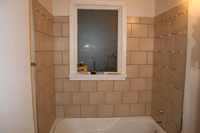 carpenter/ handyman64840205014913123