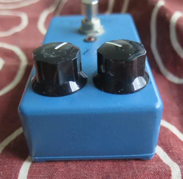 MXR Blue Box Octave pedal with script logo in Amps & Pedals in City of Toronto - Image 4
