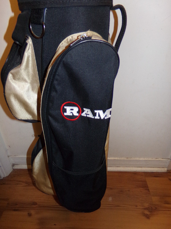 BLACK & TAN  8" DIA. RAM  4  CLUB  SECTION  GOLF  BAG / 7 CLUBS in Golf in Kingston - Image 3