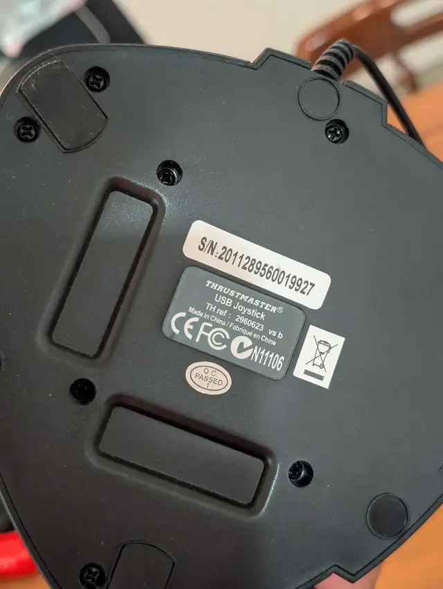 Thrustmaster Joystick in Mice, Keyboards & Webcams in Longueuil / South Shore - Image 3