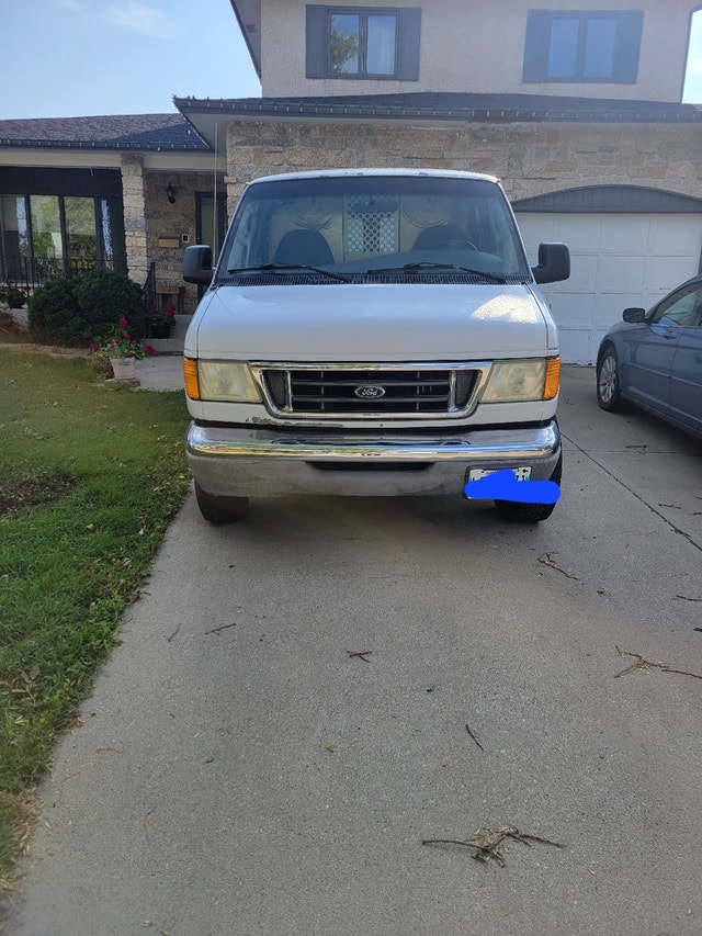 2003 Ford e250 cargo van Trade? Cars & Trucks Winnipeg Kijiji