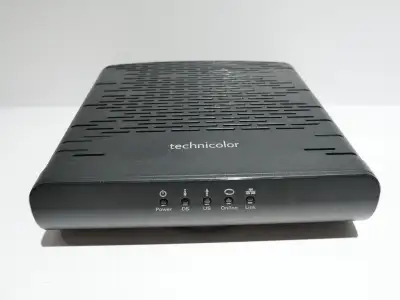 Technicolor TC4350 DOCSIS 3.0 32x8 cable modem 1 x Gigabit Ethernet LAN DOCSIS® 3.0 compliant Backwa...