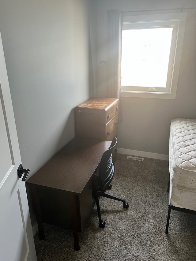 Room for rent Room Rentals & Roommates Saskatoon Kijiji