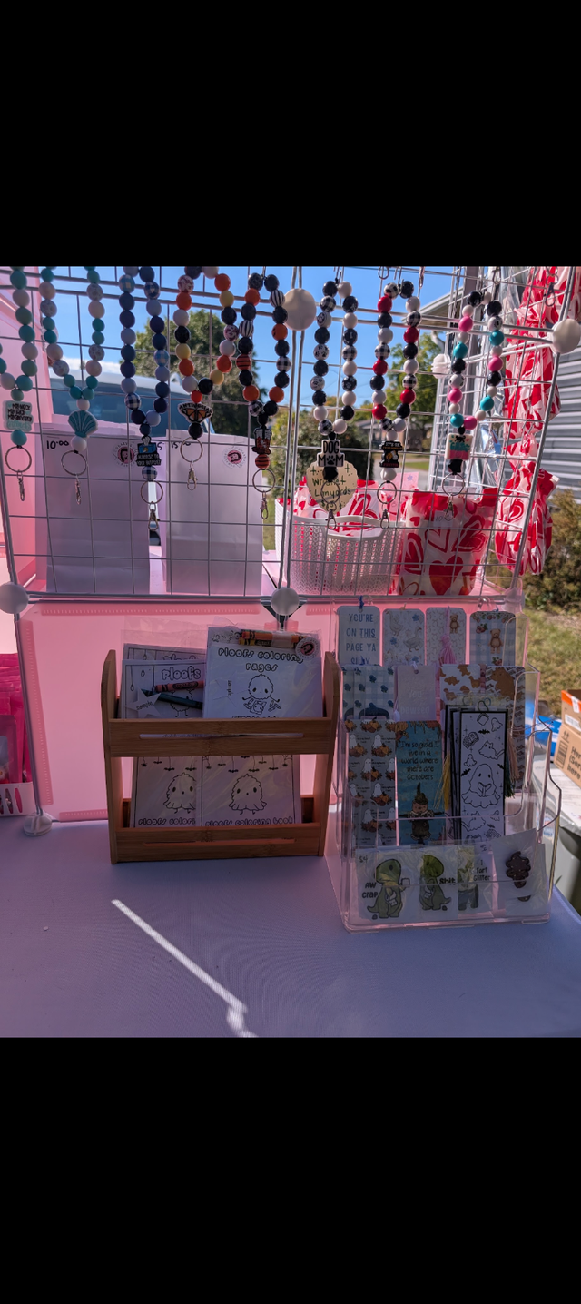 Fall market591896517448847366