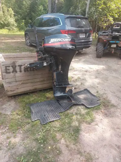 Works perfect like new not one thing wrong with it, trade for short shaft four stroke motor 1800 obo...