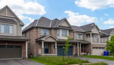 Entire 4 Bedrooms home for Lease In Niagara Falls