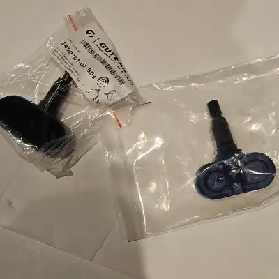 Compatible with Tesla Model 3 Model Y 1490701-01-B H4-3-1 BOX 1 https://areionautoparts.com/products...