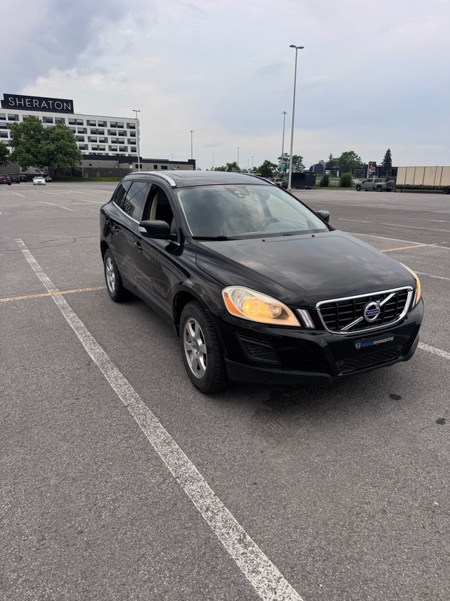 2012 Volvo Xc60 awd 3.2l — photo 4