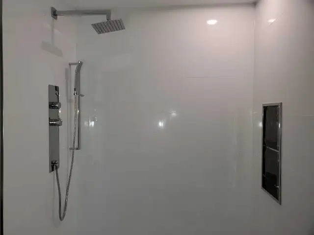 Renovation524412513839360003