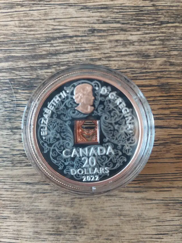 Canada diamond fire and ice solid silver diamond coin62863258532097122